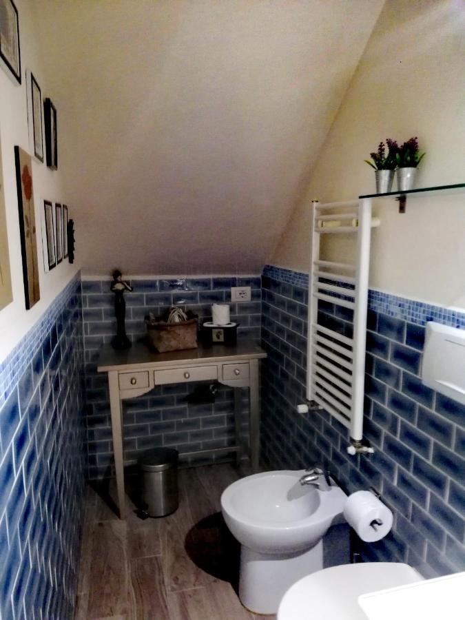 פונסאקו Casolare Isabella "Il Rifugio Dei Vinili" And Alice'S Room מראה חיצוני תמונה