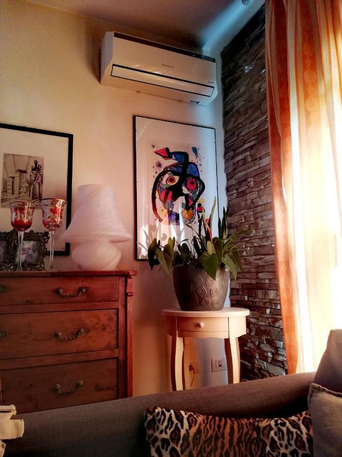 פונסאקו Casolare Isabella "Il Rifugio Dei Vinili" And Alice'S Room מראה חיצוני תמונה