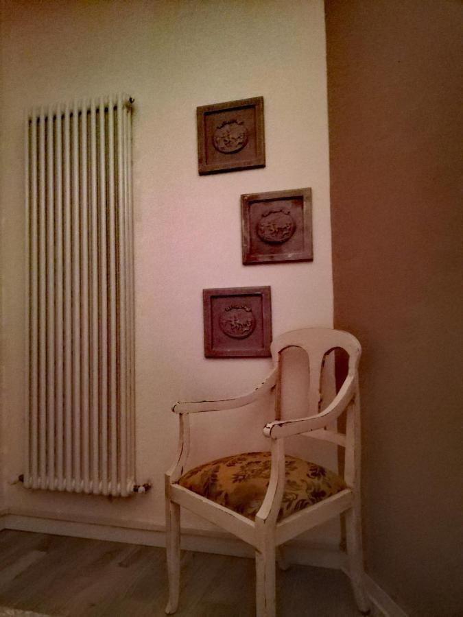פונסאקו Casolare Isabella "Il Rifugio Dei Vinili" And Alice'S Room מראה חיצוני תמונה