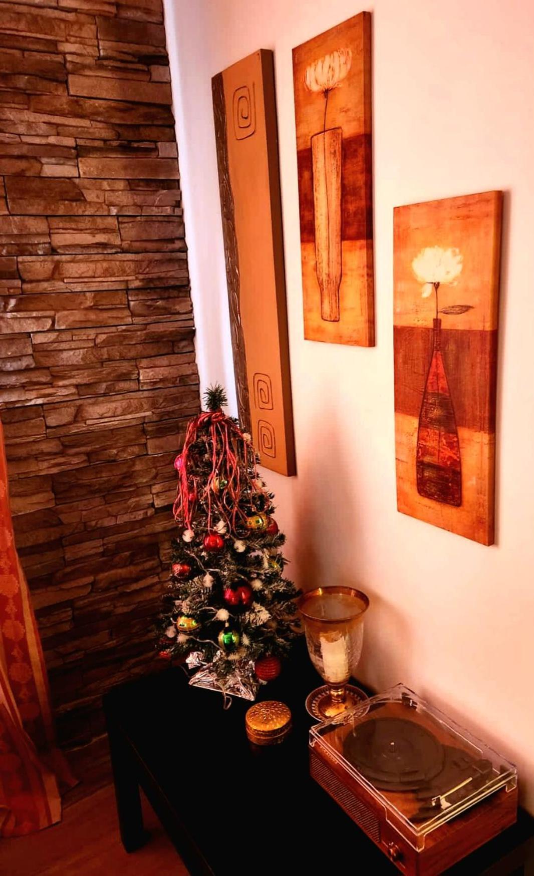 פונסאקו Casolare Isabella "Il Rifugio Dei Vinili" And Alice'S Room חדר תמונה
